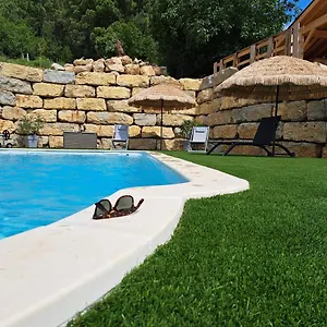 https://le-repere-du-loup.hotels-rhonealpes.com